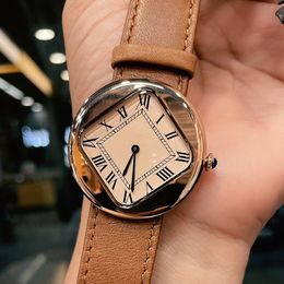 Mens Watch Quartz Movement Special Watches Case Waterproof Woman Fashion Scratch Resistant Leather Wristwatch