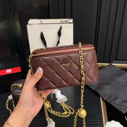 16x10cm Women Designer Vanity Box Makeup Bag Lambskin Leather Crush Pearl Gold Ball Metal Hardware Matelasse Chain Cosmetic Case Purse Cross Body Handbag 3 Colours