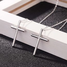 Ism Popular T Family Women's Necklace with Diamond S Sterling Sier Cross Pendant Clavicle Chain Materials Classic Style Tiff