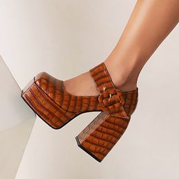 Dress Shoes Embossed Chequered Stone Pattern High-Heel Platform Women's Shoes With Green Square Toe And Metal Buckle Platform Shoes 230404