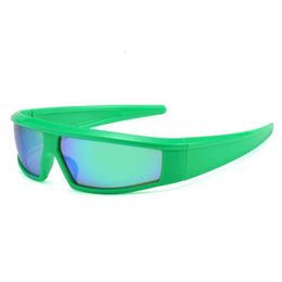 Style Sports Sunglasses Unique Cycling Glasses Fashionably Colorful Reflective