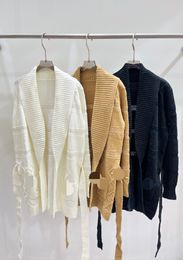 1105 2023 Autumn Brand SAme Style Sweater Long Sleeve V Neck Cardigan Khaki Black White Womens Clothes High Quality Womens qian