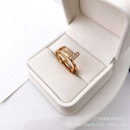 Designer Band Rings T Family Double Ring Women's New Style Diamond T1 Wrapped Rose Gold High Edition Buckle Letter Snake Pair