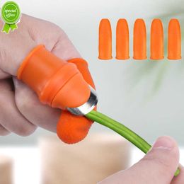 New Silicone Thumb Knife 5-piece Set of Finger Protection Scissors for Long Vegetable Harvesting Knife Clip Plant Blades Garden Gloves