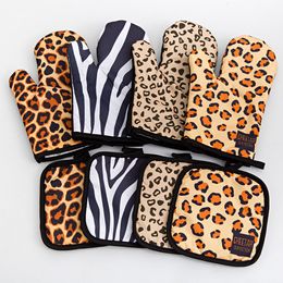 Oven Mitts Leopard Print Mitt Glove Pad Zebra Stripes Microwave Baking Anti Insulation Mat Cow Stria Kitchen Accessories Decor 230406