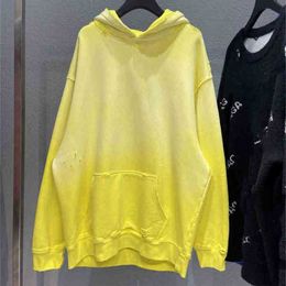Hoodie Balenciga Designer Gradient b Family Yellow Fleece Heavy Industry Washing Water Used Pure Manual Grinding Process Hooded Men's Sweater