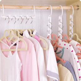 1pcs 3D Space Saving Hanger Magic Clothes Hanger with Hook Closet Organiser Home Tool