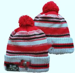 Men Knitted Cuffed Pom Tampa Bay Beanies TB Bobble Hats Sport Knit Hat Striped Sideline Wool Warm BasEball Beanies Cap For Women A7