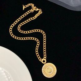 Gorgon marca de luxo VE colares de ouro vintage nunca desbotam pingente de corrente 18K estilo clássico ADITA qualidade superior 2022 oficial mais recente mo309Y