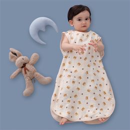 s Small Fresh Printed Pattern Crepe Gauze Baby Spring/Summer Cotton born Kick Proof Quilt 230407