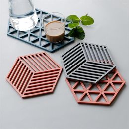 Table Mats Creative Hexagon Hollow Silicone Milk Coffee Cup Pad Heat-insulated Waterproof Drink Holder Home Decor 1pc