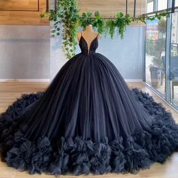 Ny modeboll klänning quinceanera klänningar sexiga spaghetti ärmlösa tiered ruffles prom klänning illusion tulle party vestidos bc15793