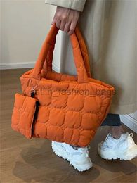 Shoulder Bags Handbags Soulder Bag Women 2023 Luxury Designer andbag Plaid Soft Nylon Fabric Quilt Large Capacity Totescatlin_fashion_bags