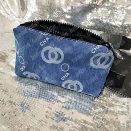 Denim Blue Designer Make Up Bag Fashion Lady Wash Cosmetic Pouch Zipper Embroidery Makeup Bags Travelling Toiletry Purse