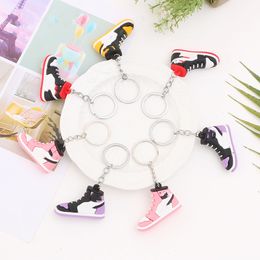 Designer Creative Sneakers Keychain Party Gift Car Phone Pendant Basketball Shoes Key Ring 4 Colours Shoes Gift Keychains