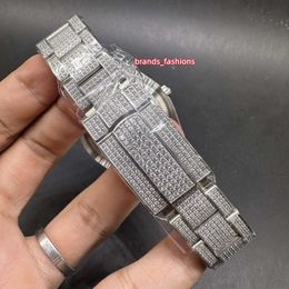 The Latest Men's Iced Diamond Watches Silver Stainless Steel Diamond Case 41 Watch Full Diamonds Clasp Automatic Movement Watches