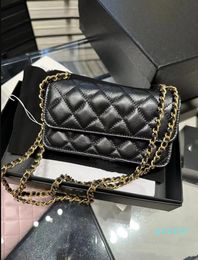 Designer-Fashionable Women bag Shoulder Bag, Sheepskin Material, Diamond Plaid Flap Bag, Adjustable Chain Designer Bag