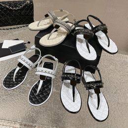 Classic fashion leather buckle Chain Flip flops Casual sandals Flat shoes Luxury designer sandals womens Holiday Office shoes
