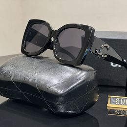 Sonnenbrille Designer Mode Brillen Herren Quadrat Vollbrille Marke Mann CC Fahren Strand Gog für Frauen Rahmen Spiegel Polizei GH33