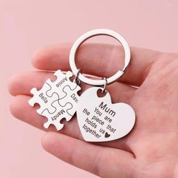 Keychains Custom Names Stainless Steel Puzzles Peach Heart Key Chains Laser Letters Round Woman Keyring Jewelry Accessories Gift
