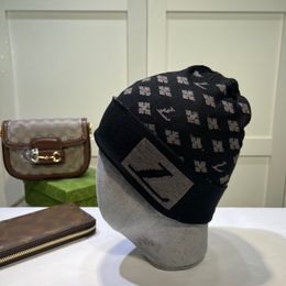 Designer Hats Fashion Mens And Women Beanie Fall Winter Thermal Knit Hat Ski Brand Bonnet High Quality design Skull Warm Cap