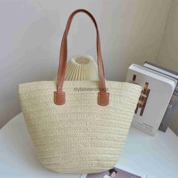Shoulder Bags Luxury Vintage Large Capacity Straw Beach Tote Bag Leather Handle Summer Vacation Woven Shoulder Bag Forstylisheendibags