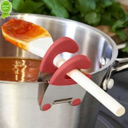 New 1 Piece of Anti-scalding Spoon Holder Functional Stainless Steel Pot Side Clip Portable Spatula Clip Kitchen Accessories 2022