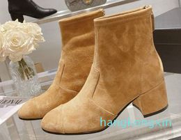 woman fashion Motorcycle boots chunky heel Embroidery shoes lambskin high cut sneaker nude with chain