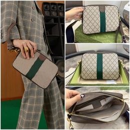 Men Clutch Bag Fashion Shoulder Bags Luxury Designer Handbags Casual Letters Handbag Mens Wallet Women Crossbody High-quality Leather Cross Body