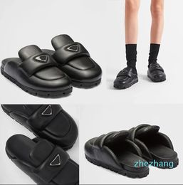 Designer slippers metal soft leather sandals men women slippers sandals