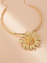 Choker Vintage Gold Colour Sunflower Pendant Rope Chain Necklace For Women Fashion Geometric Metal Torques Girls Gifts