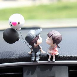 Decorations Figure Ornament Car Dashboard Decor Parts Cartoon Couples Doll Interior Love Lovely Universal Vehicle 1pcsset AA230407