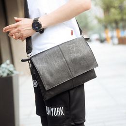 Briefcases 2023 Brand Men Briefcase Leather Messenger Bag Tote Man Crossbody Laptop Shoulder Bags Simple Business Casual Travel