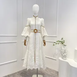 Casual Dresses 2023 Top Quality Spring Summer Linen Silk White Hook Flower Hollow Embroidery Court Style Mandarin Collar Midi Dress Lady