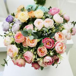 Decorative Flowers Heads European Vintage Artificial Silk Tea Rose Bouquet Wedding Home Retro Fake Flower Party DIY Decoration & Wreaths