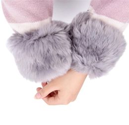 Fashion1510 cm Women Winter Wrist Warmer Oversleeve Faux Fur Windproof Arm Bracelet Wristbands Arm Sleeves4901799