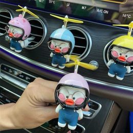 Decorations Dragonfly Little Yellow Duck Aromatherapy Ornament Car Interior Decoration Conditioner Air Vent Freshener Para Auto AA230407