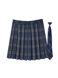 Skirts Xgoth High Street Short Skirt College Girls Cute and Funny Bottom Wearing Women's 4 Season Vintage Checker Pattern Pleated Skirt 230408