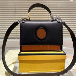 Designer Crossbody Bag Women Shoulder Bag Embossed New Luxurys Bags Baguette Tote Classic Handbags Famous Flap Bags