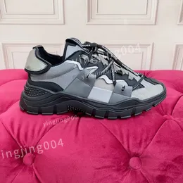 2023 New Top Designer sneakers shoes Pop color matching Running Shoes thick sole trend light luxury fashion all match color cool casual lace-up Dad shoe fd230207