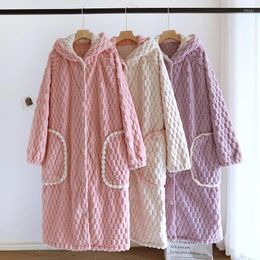 Women's Sleepwear Autumn And Winter Pyjamas Flannel Thickened Warm Hooded Bathrobe Coral Velvet Plush Loose Sweet Home Wear Female Night-r