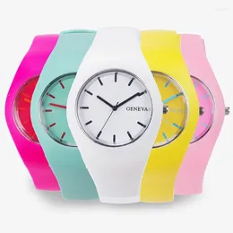 Wristwatches Geneva Women Watches Fashion Casual Sport Colorful Jelly Silicone Band Quartz Girl