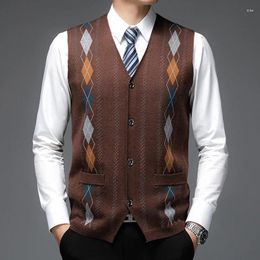 Men's Vests Thick V-neck Knit For Men Fall Winter 2023 Design Slim Business Vest Sweater Sleeveless Casual Cardigan