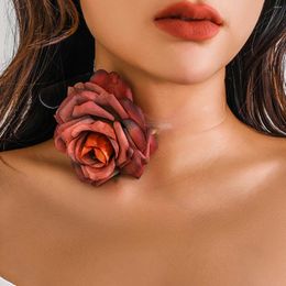 Choker Exaggerated Gothic Big Rose Flower Clavicle Chain Necklace For Women Wed Bridal Adjustable Belt Y2K Jewelry Accessories