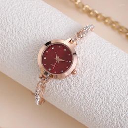 Wristwatches Luxury Fashion Bracelet Watch For Women Retro Rhinestone Stainless Steel Fake Quartz Gift Small Clock