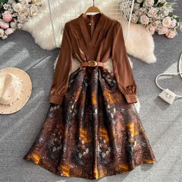 Casual Dresses Clothland Women Vintage Print Midi Dress V Neck Long Sleeve Belt A Line Retro One Piece Office Wear Mid Calf QD028