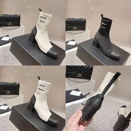 2023 Designer Luxus Reine Farbe Martin Stiefeletten Damen 3D Fly Line Elastischer Stoff Gedrucktes Muster Outdoor Party Atmungsaktive Stiefel Damen Sexy Mode Mid-Heel Schuhe