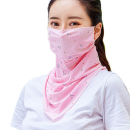 Scarves Women Summer Silk Face Mask Floral Print Sunscreen Adjustable Triangle Scarf Earloops Multifunctional Neck Gaiter