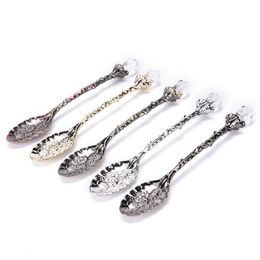 Style MetalVintage Royal Carved Coffee Spoons Forks with Crystal Head Kitchen Fruit Prikkers Dessert Ice-cream Scoop Carved Coffee LL