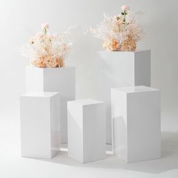 Luxury Party Decor Cube Cylinder Pedestal Display Iron White Gold Cake Rack Plinths Pillars for Wedding DIY Decorations Holiday